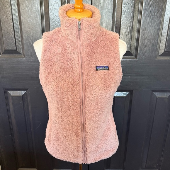 Patagonia Jackets & Blazers - -Patagonia Women’s Vest
-Size S